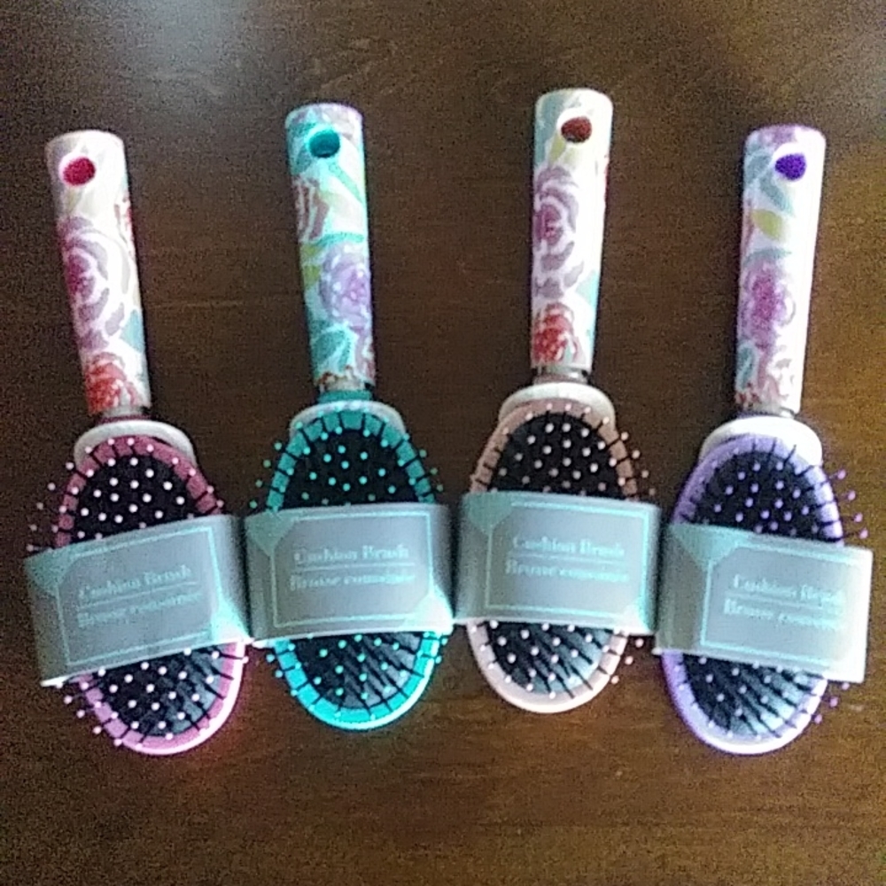 💘🍂 Floral Hair Brushes